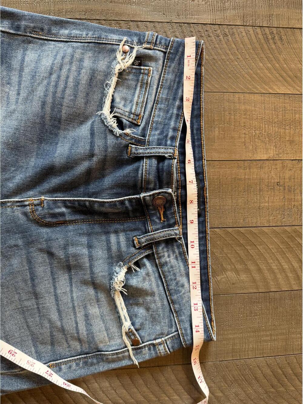 Judy Blue skinny fit distressed jeans - Picture 4 of 9